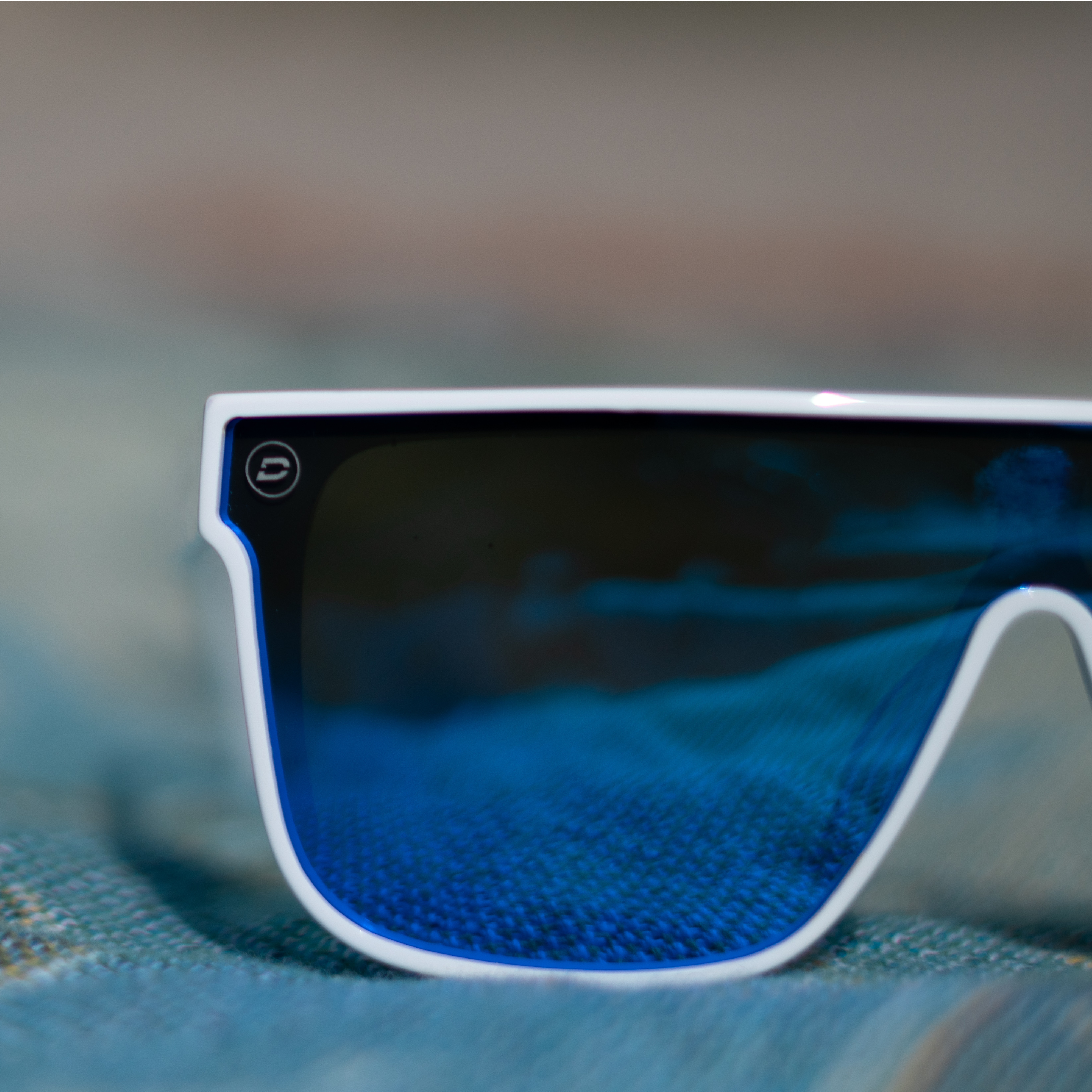 HAPPY HOUR - ARCTIC BLUE